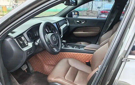 Volvo XC60 II, 2022 год, 2 900 000 рублей, 10 фотография