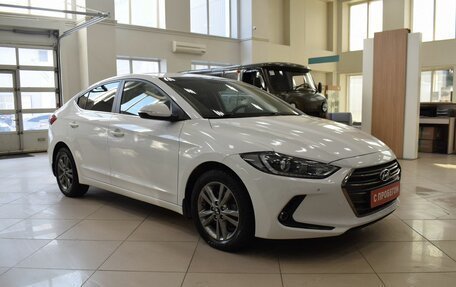 Hyundai Elantra VI рестайлинг, 2018 год, 1 660 000 рублей, 3 фотография