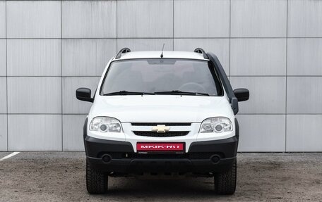 Chevrolet Niva I рестайлинг, 2015 год, 800 000 рублей, 3 фотография