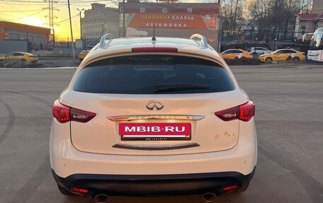 Infiniti FX II, 2013 год, 1 900 000 рублей, 4 фотография