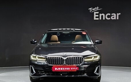 BMW 5 серия, 2021 год, 3 221 000 рублей, 2 фотография