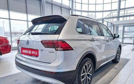 Volkswagen Tiguan II, 2020 год, 3 190 000 рублей, 5 фотография