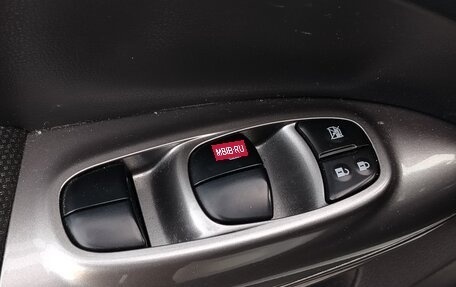 Nissan Juke II, 2013 год, 949 000 рублей, 14 фотография