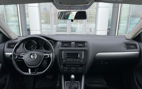 Volkswagen Jetta VI, 2016 год, 1 270 000 рублей, 20 фотография