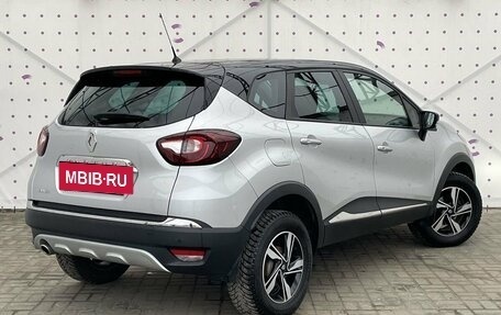 Renault Kaptur I рестайлинг, 2017 год, 1 450 000 рублей, 4 фотография