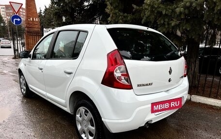 Renault Sandero II рестайлинг, 2013 год, 749 000 рублей, 3 фотография