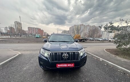 Toyota Land Cruiser Prado 150 рестайлинг 2, 2021 год, 5 850 000 рублей, 1 фотография