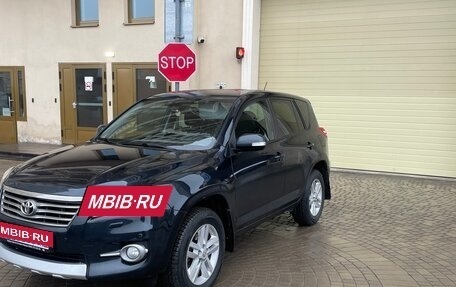 Toyota RAV4, 2010 год, 1 690 000 рублей, 10 фотография