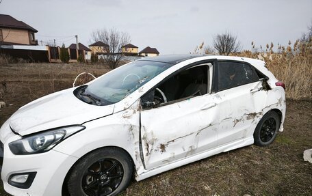 Hyundai i30 II рестайлинг, 2012 год, 650 000 рублей, 2 фотография