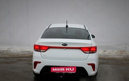 KIA Rio III рестайлинг, 2017 год, 1 305 000 рублей, 6 фотография