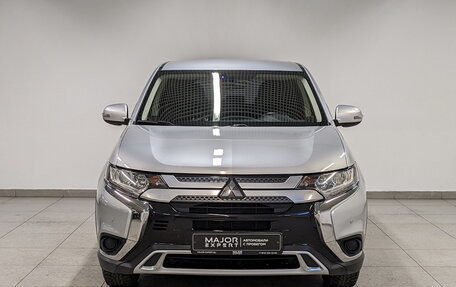 Mitsubishi Outlander III рестайлинг 3, 2019 год, 2 350 000 рублей, 2 фотография