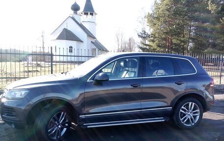 Volkswagen Touareg III, 2011 год, 2 199 000 рублей, 6 фотография