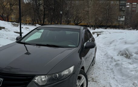 Honda Accord VIII рестайлинг, 2010 год, 1 350 000 рублей, 3 фотография