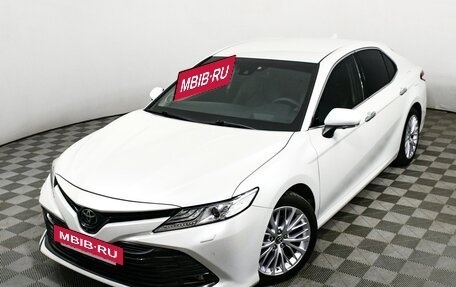 Toyota Camry, 2018 год, 3 498 000 рублей, 16 фотография