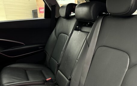 Hyundai Santa Fe III рестайлинг, 2016 год, 2 550 000 рублей, 19 фотография