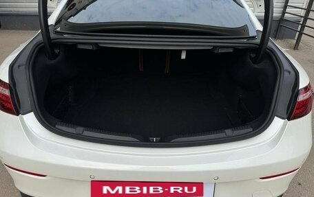 Mercedes-Benz E-Класс, 2021 год, 6 497 000 рублей, 9 фотография