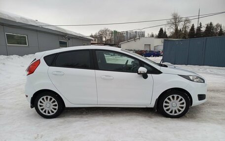 Ford Fiesta, 2016 год, 940 000 рублей, 4 фотография