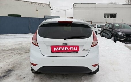 Ford Fiesta, 2016 год, 940 000 рублей, 6 фотография