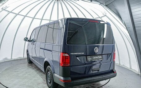 Volkswagen Transporter T6 рестайлинг, 2019 год, 3 350 000 рублей, 7 фотография