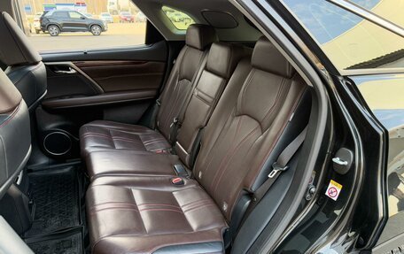 Lexus RX IV рестайлинг, 2017 год, 3 995 000 рублей, 9 фотография