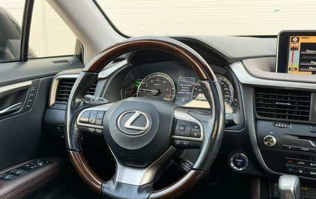Lexus RX IV рестайлинг, 2017 год, 3 995 000 рублей, 14 фотография