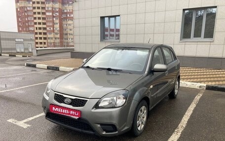 KIA Rio II, 2010 год, 710 000 рублей, 1 фотография