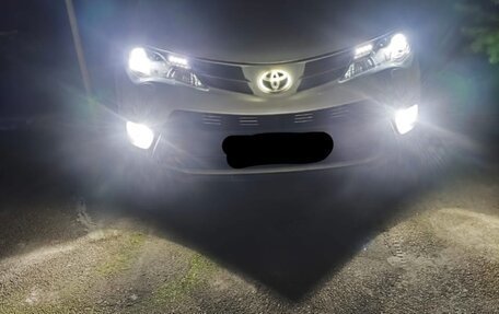 Toyota RAV4, 2014 год, 2 000 000 рублей, 17 фотография