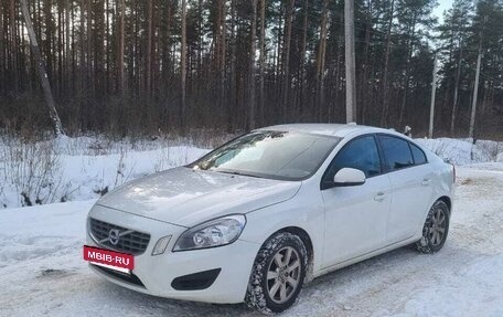 Volvo S60 III, 2013 год, 950 000 рублей, 3 фотография