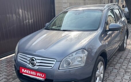 Nissan Qashqai+2 I, 2008 год, 1 050 000 рублей, 2 фотография