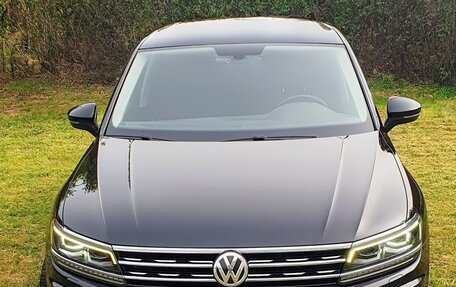 Volkswagen Tiguan II, 2017 год, 2 777 000 рублей, 5 фотография