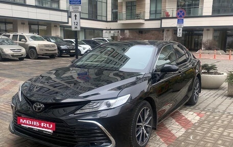 Toyota Camry, 2021 год, 3 090 000 рублей, 9 фотография