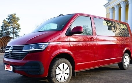 Volkswagen Caravelle T6 рестайлинг, 2021 год, 7 500 000 рублей, 6 фотография