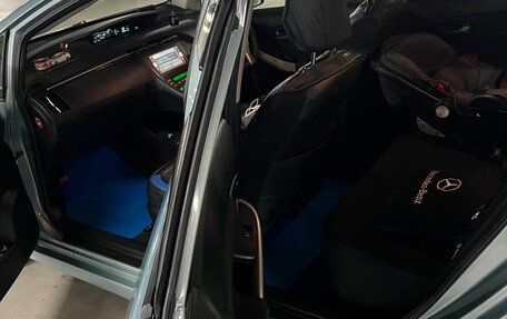 Toyota Prius, 2012 год, 1 099 999 рублей, 9 фотография