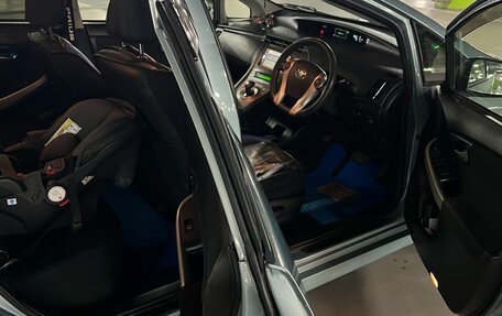 Toyota Prius, 2012 год, 1 099 999 рублей, 7 фотография