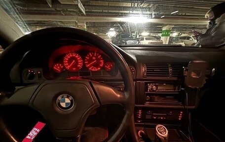 BMW 5 серия, 1999 год, 530 000 рублей, 8 фотография