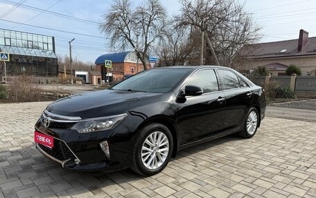 Toyota Camry, 2017 год, 3 300 000 рублей, 1 фотография