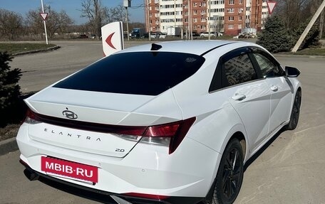 Hyundai Elantra, 2021 год, 2 050 000 рублей, 9 фотография