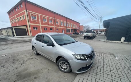 Renault Logan II, 2017 год, 500 000 рублей, 2 фотография