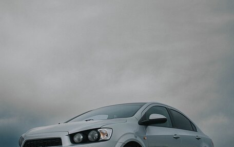 Chevrolet Aveo III, 2012 год, 600 000 рублей, 2 фотография