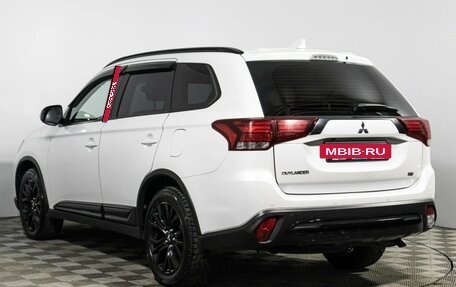 Mitsubishi Outlander III рестайлинг 3, 2021 год, 2 587 000 рублей, 7 фотография