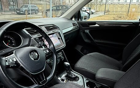 Volkswagen Tiguan II, 2019 год, 2 700 000 рублей, 6 фотография