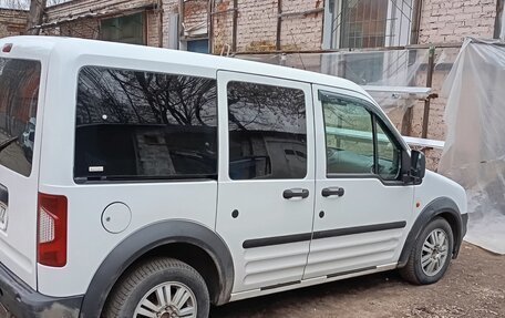 Ford Tourneo Connect I, 2010 год, 650 000 рублей, 2 фотография
