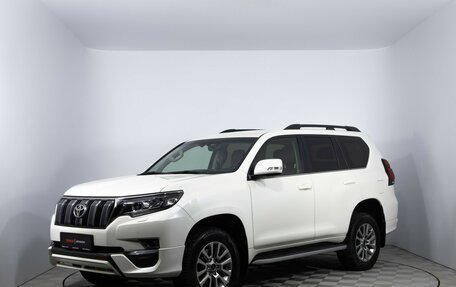 Toyota Land Cruiser Prado 150 рестайлинг 2, 2019 год, 6 249 000 рублей, 1 фотография