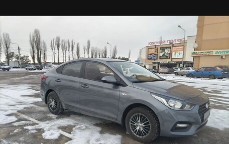 Hyundai Solaris II рестайлинг, 2017 год, 1 475 000 рублей, 3 фотография