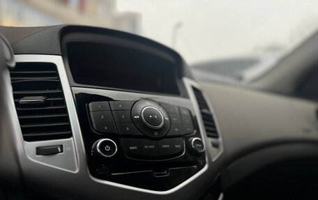 Chevrolet Cruze II, 2011 год, 690 000 рублей, 13 фотография