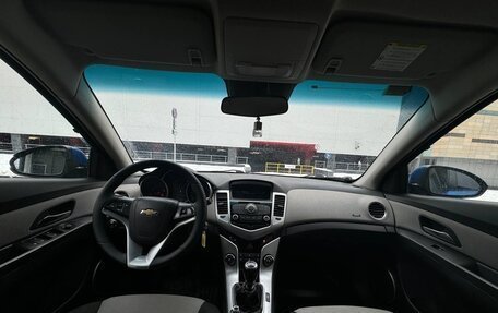 Chevrolet Cruze II, 2011 год, 690 000 рублей, 12 фотография