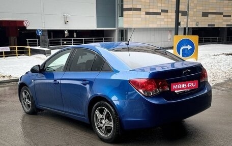 Chevrolet Cruze II, 2011 год, 690 000 рублей, 4 фотография