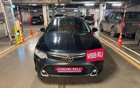 Toyota Camry, 2016 год, 2 300 000 рублей, 4 фотография