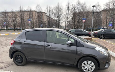 Toyota Vitz, 2019 год, 1 300 000 рублей, 9 фотография