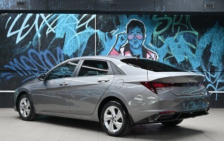 Hyundai Elantra, 2020 год, 1 995 000 рублей, 3 фотография
